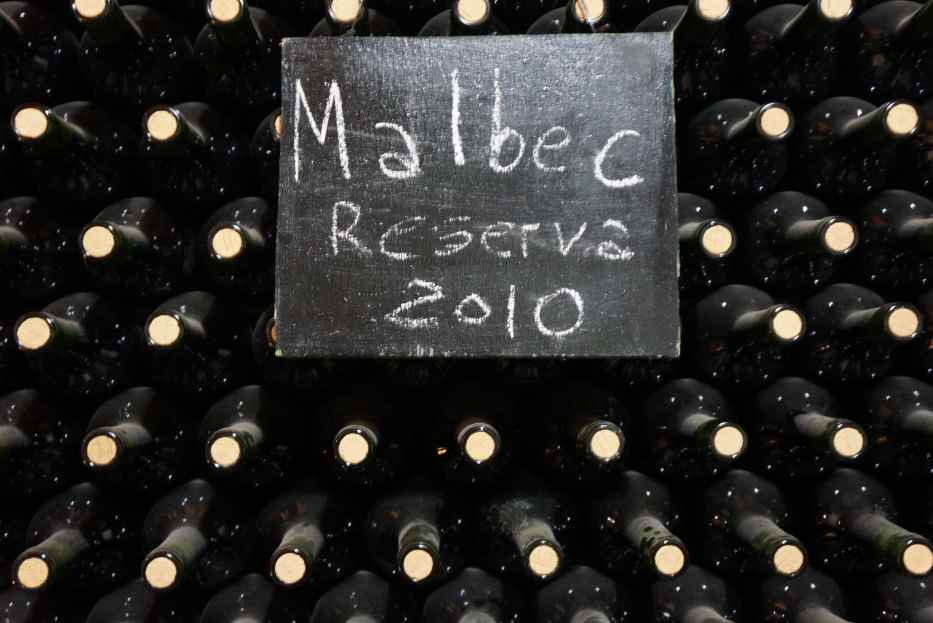 D2-Malbec-Botles